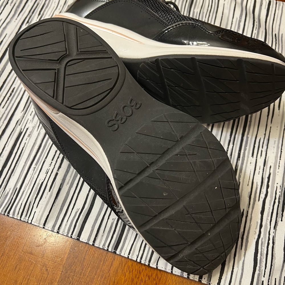 Bobs From Sketchers Memory Foam - image 3
